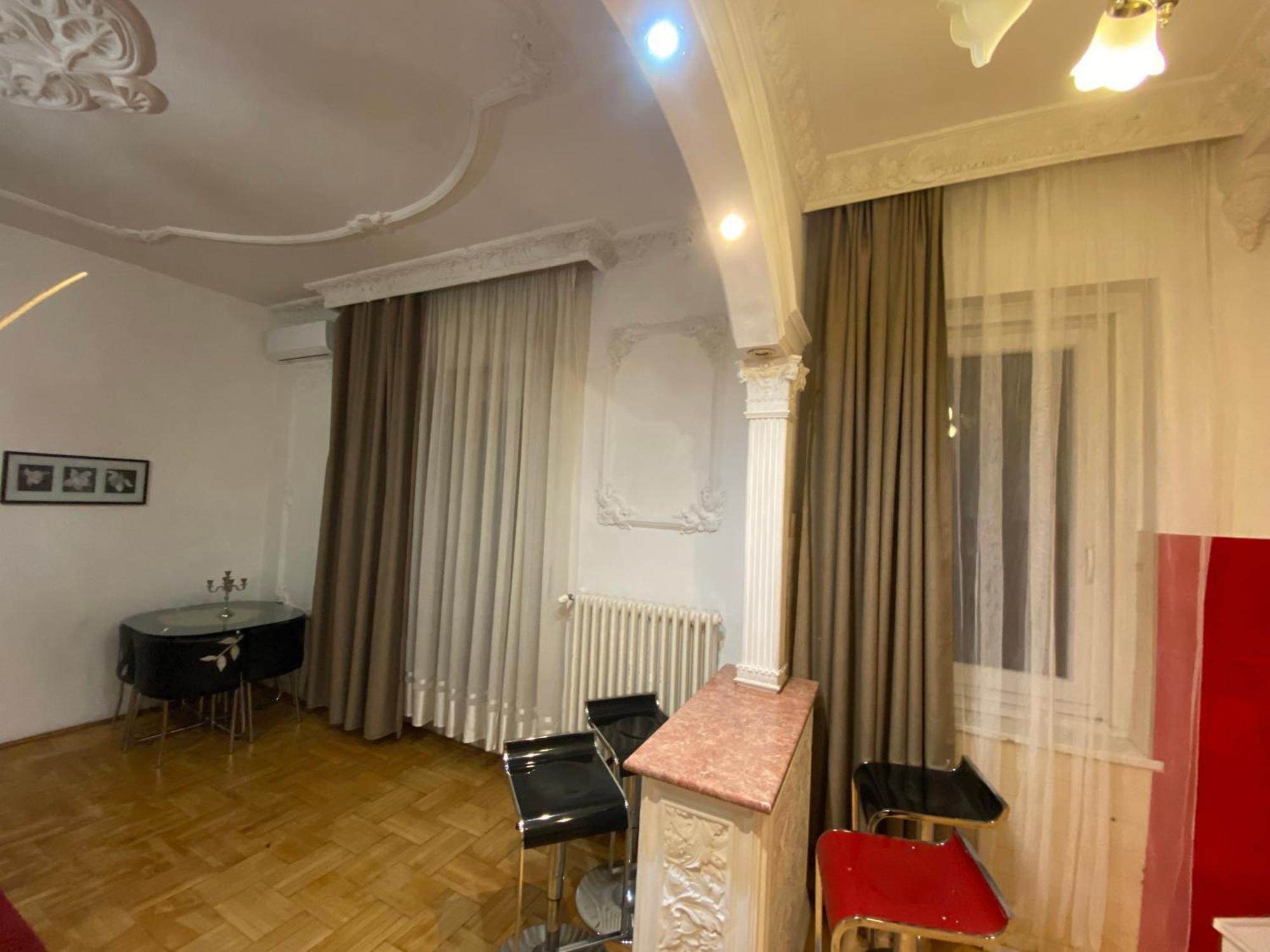 Apartment And Rooms Heart Of The City 부다페스트 외부 사진
