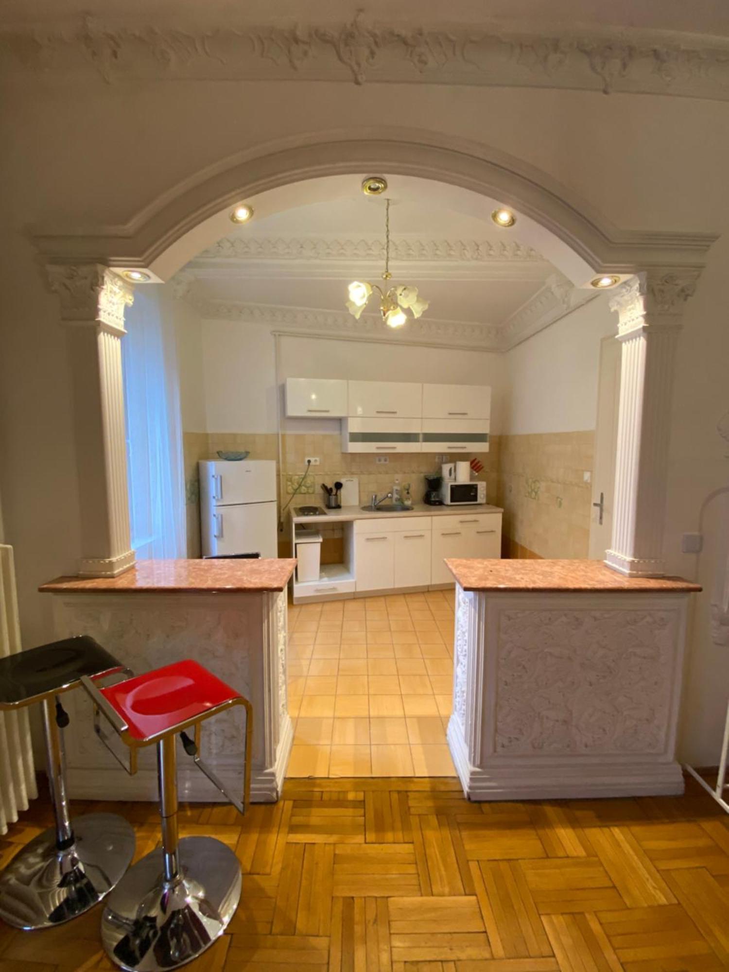 Apartment And Rooms Heart Of The City 부다페스트 외부 사진