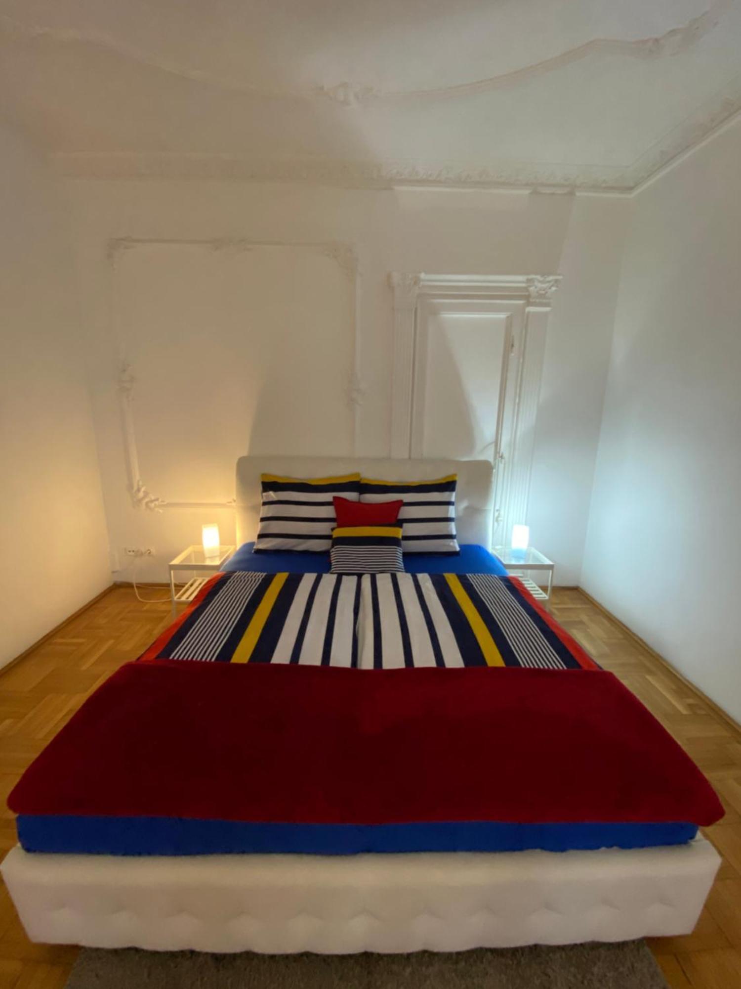 Apartment And Rooms Heart Of The City 부다페스트 외부 사진
