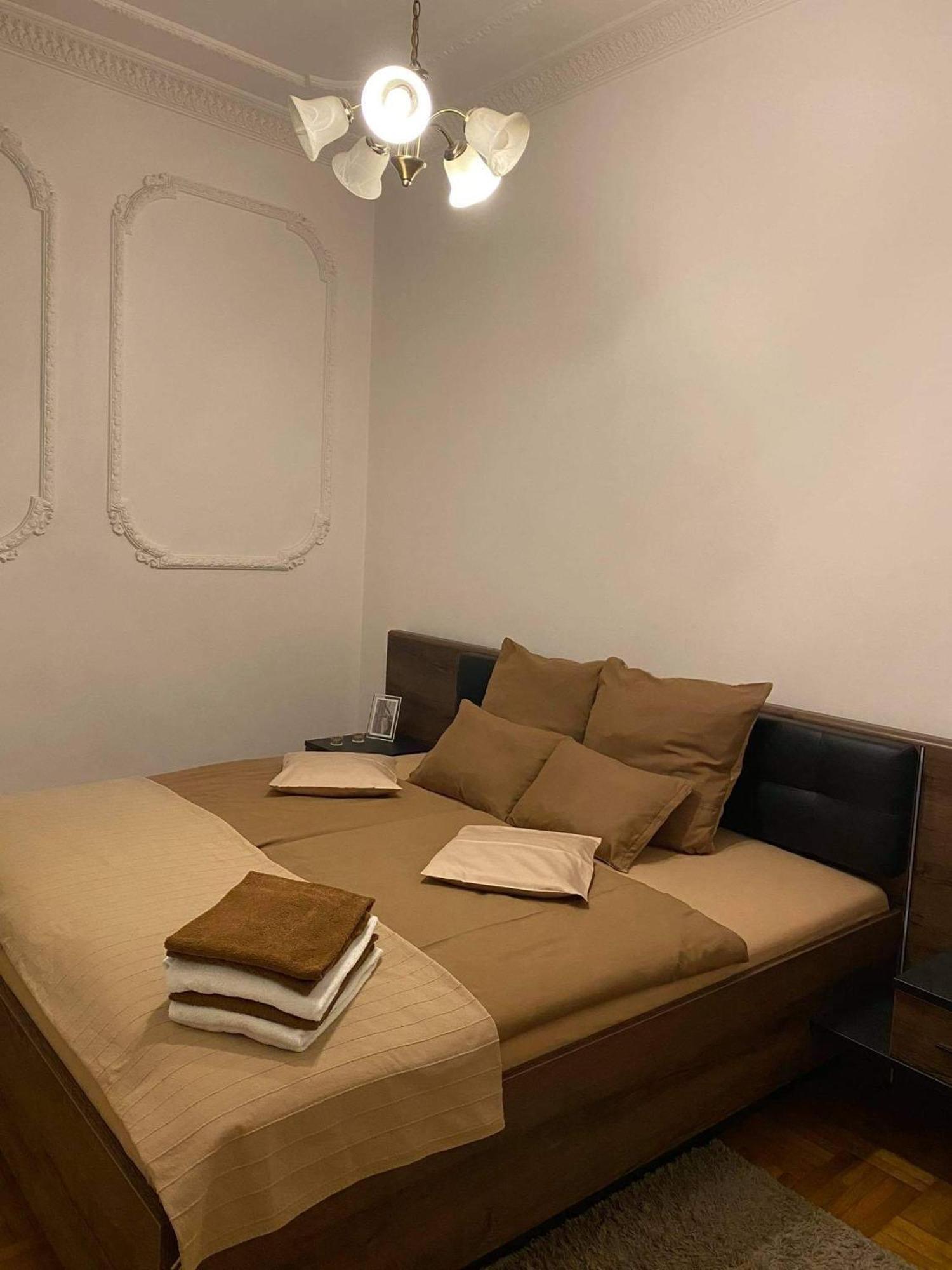 Apartment And Rooms Heart Of The City 부다페스트 외부 사진